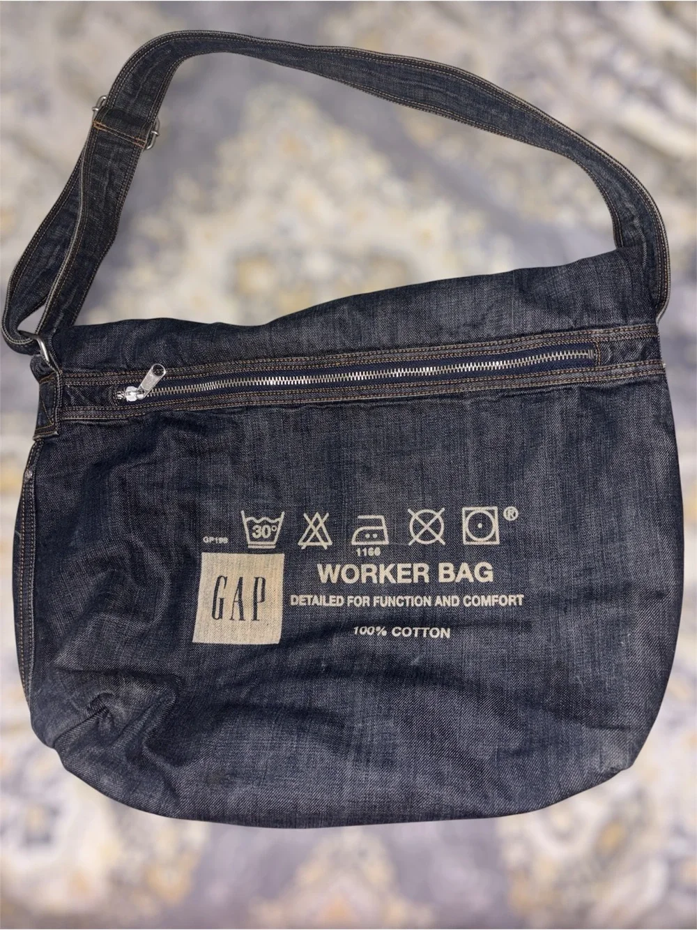 GAP Y2K Dark Denim Worker Bag in Blue /Charcoal